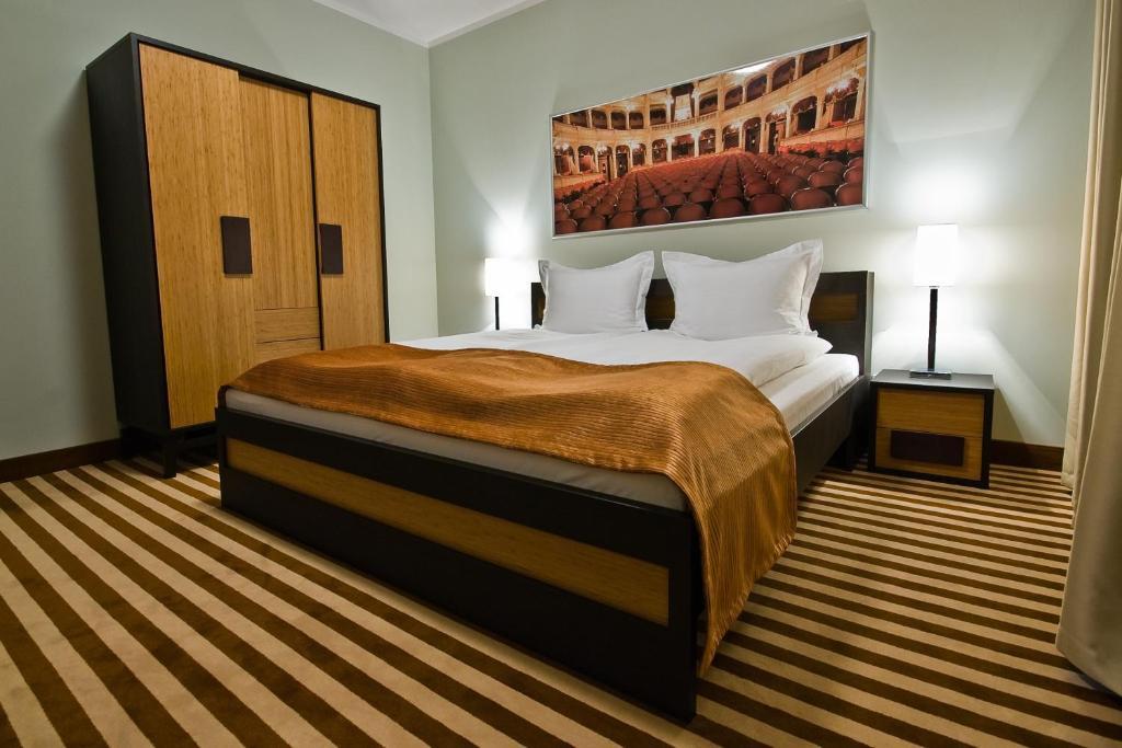 Hotel Poznanski A2 Luboń Dış mekan fotoğraf